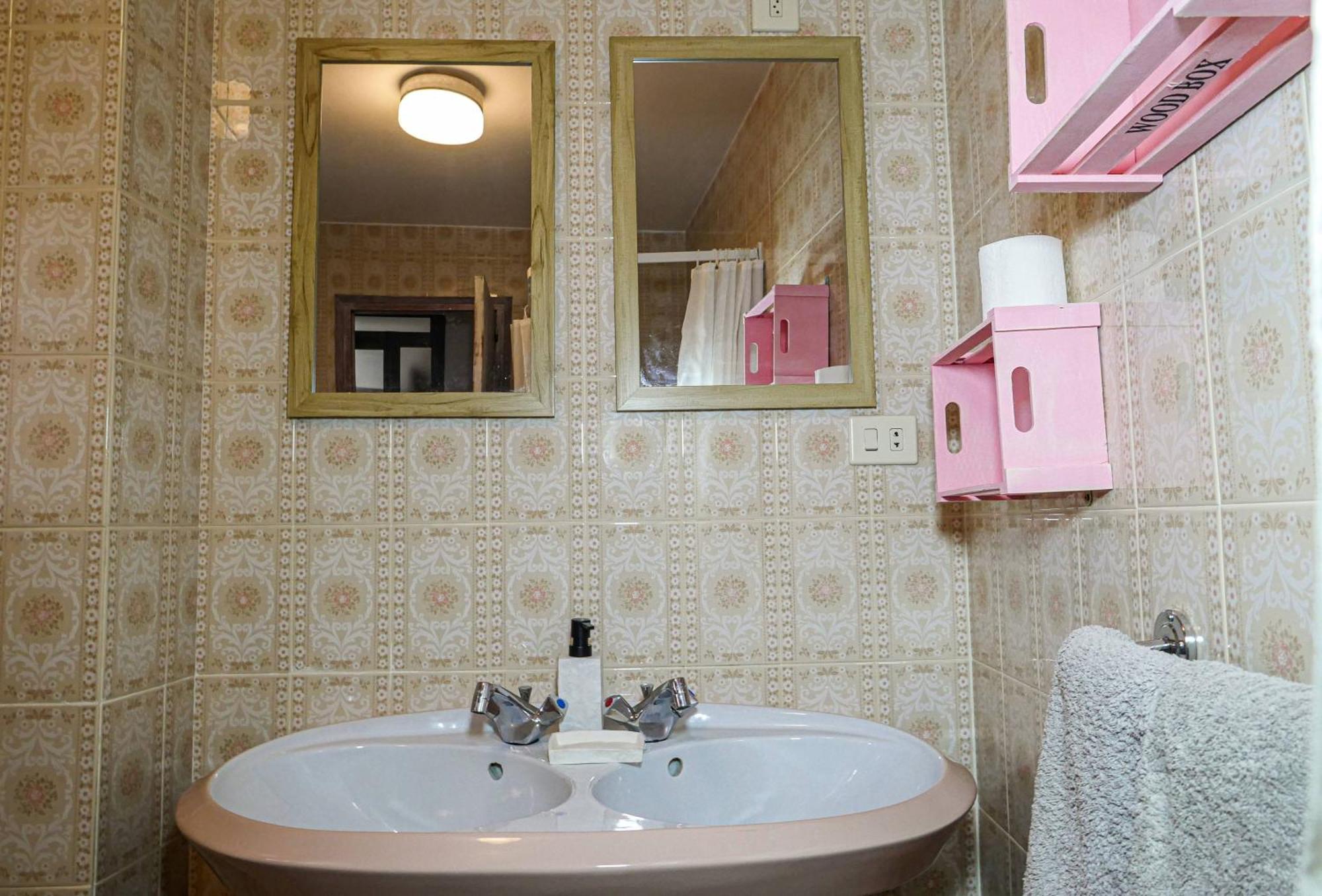 L'Amagatall De Talarn, Casa Per A Compartir Bagian luar foto