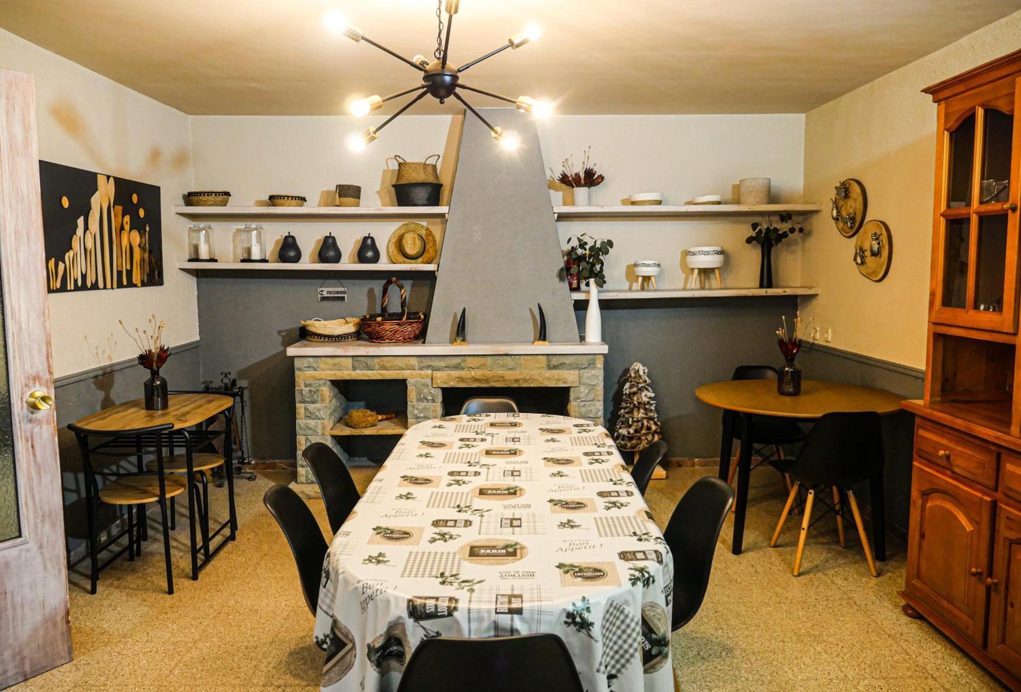 L'Amagatall De Talarn, Casa Per A Compartir Bagian luar foto