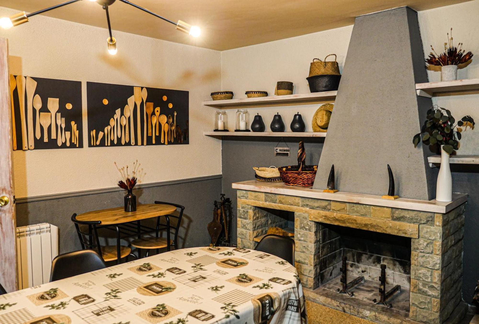 L'Amagatall De Talarn, Casa Per A Compartir Bagian luar foto